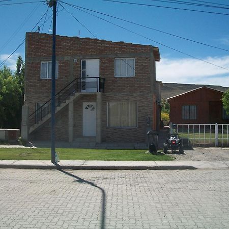 Hospedaje "San Andres" Gobernador Gregores Bagian luar foto